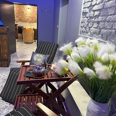Residence Iron Cube Карловы Вары Экстерьер фото