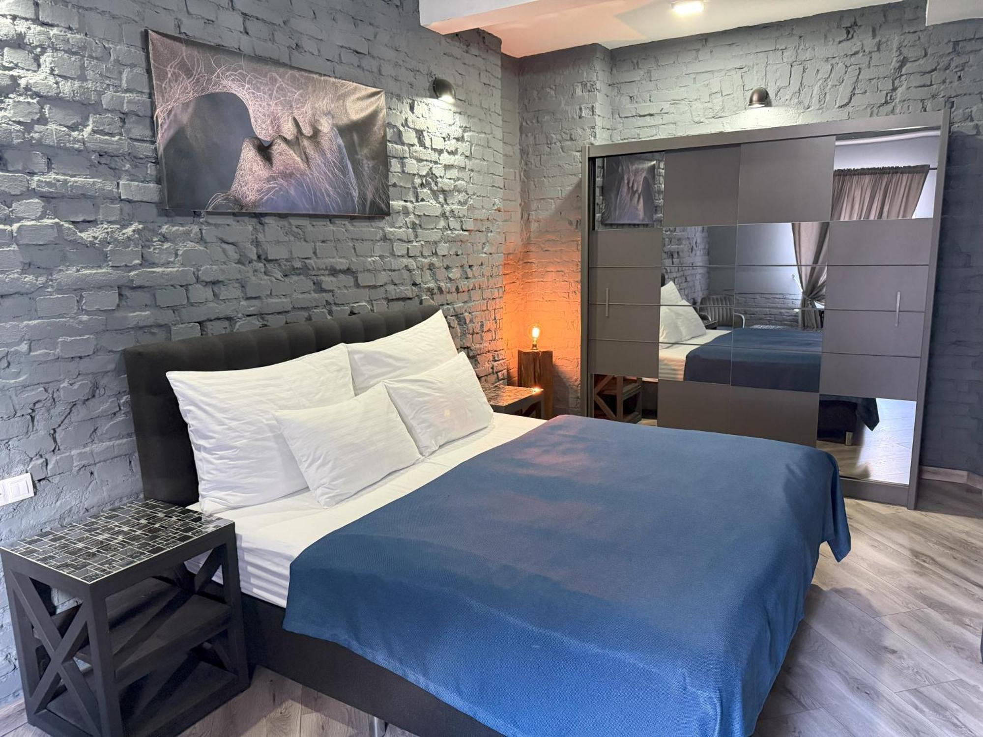 Residence Iron Cube Карловы Вары Экстерьер фото