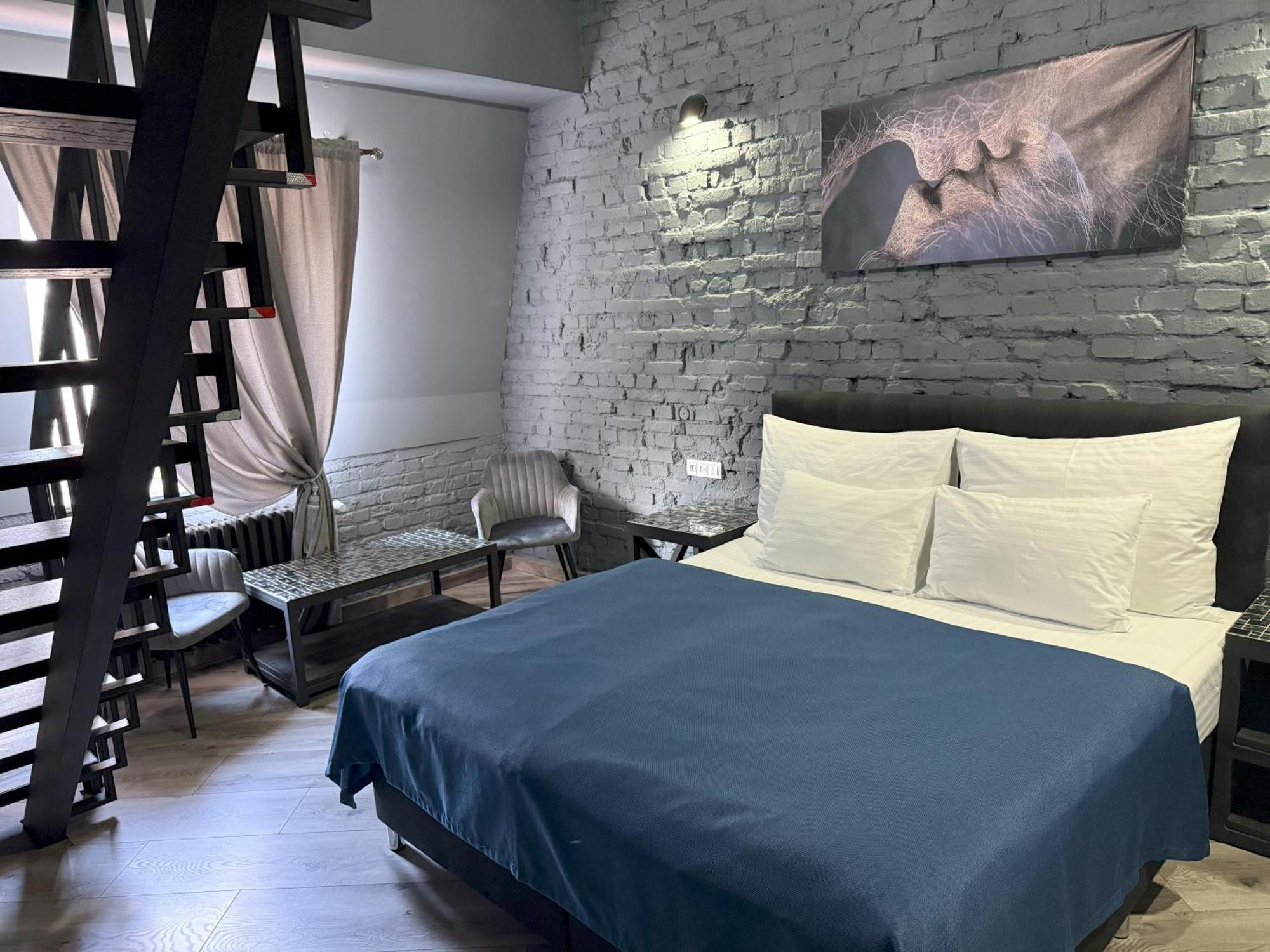 Residence Iron Cube Карловы Вары Экстерьер фото