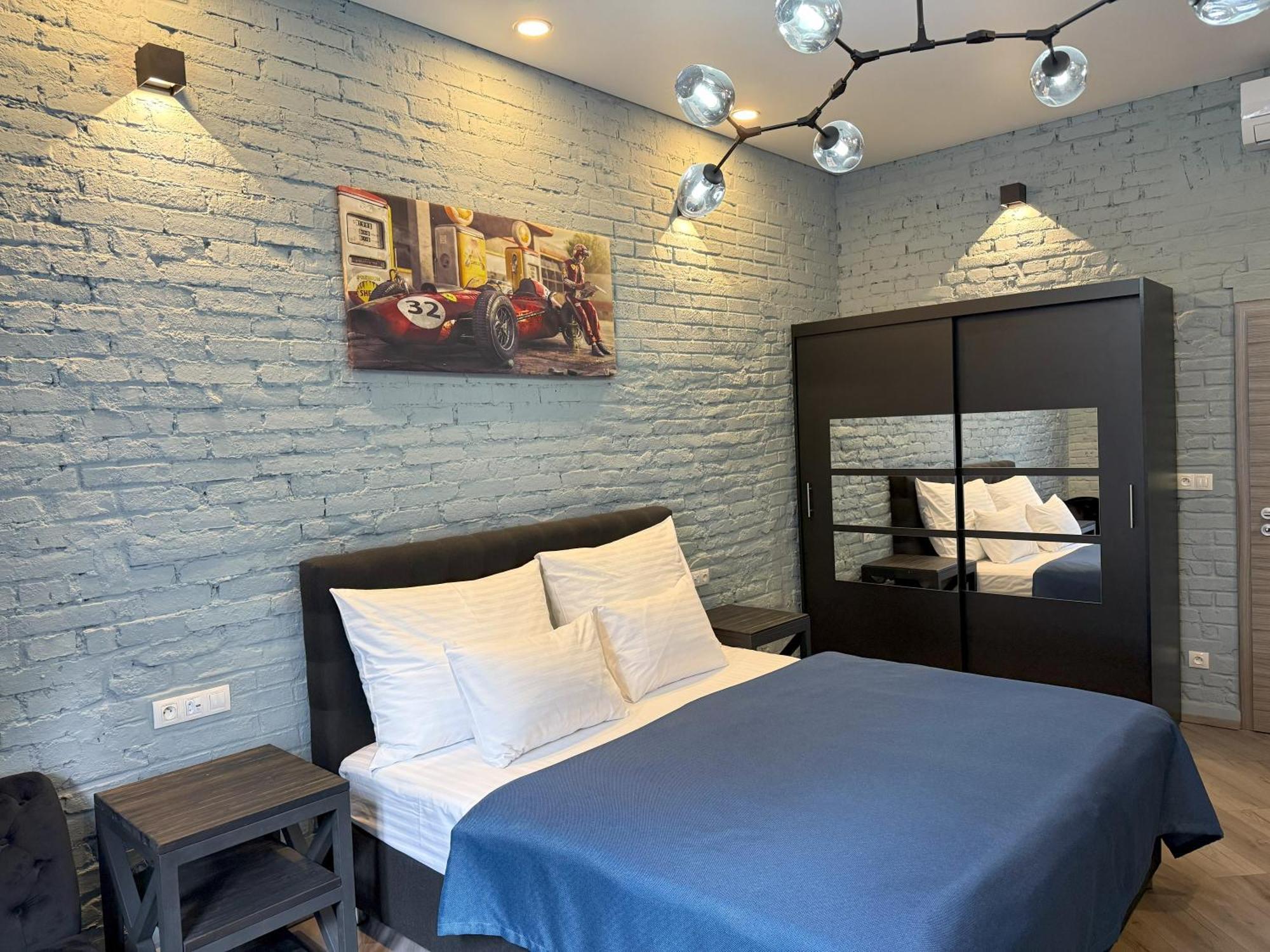 Residence Iron Cube Карловы Вары Экстерьер фото
